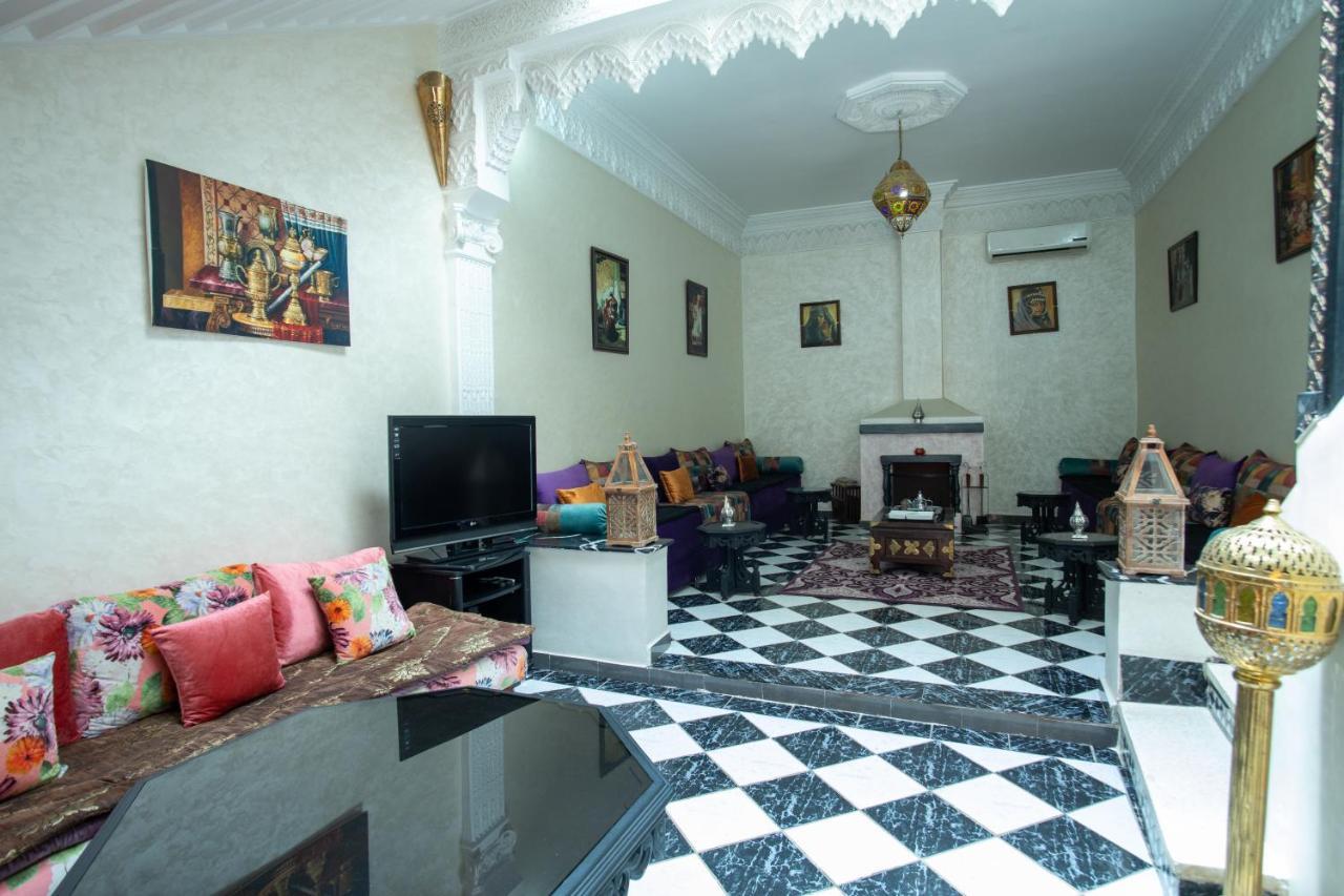 Charming Moroccan Riad 3 Bedroom With Pool And Terrace Marrakesh Luaran gambar